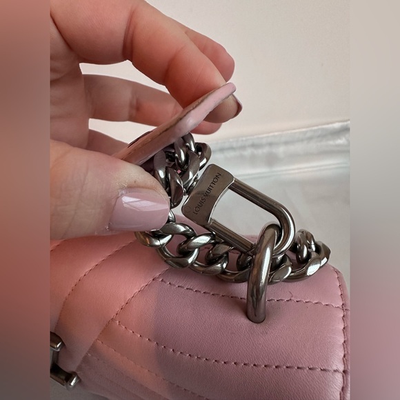 Louis Vuitton New Wave MM Pink Crossbody Shoulder bag - Picture 9 of 17